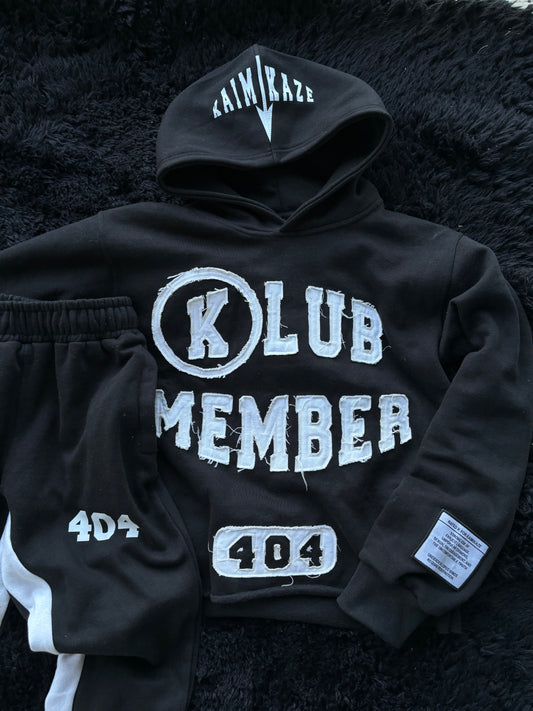 klub member cropped hoodie